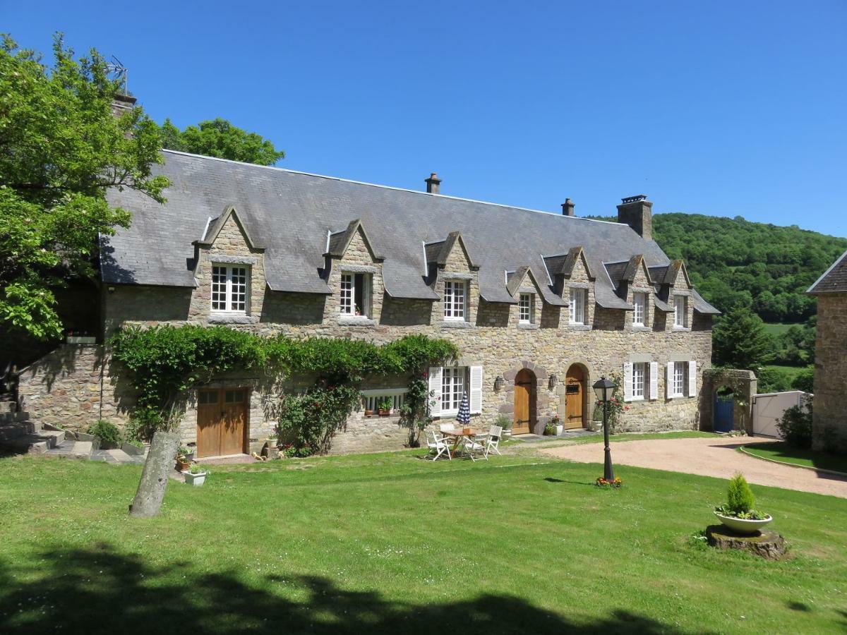 Le Manoir De Placy - Chambres D'Hotes Clecy Exterior photo